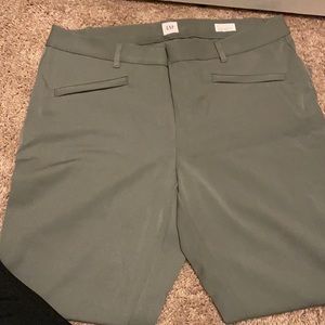 GAP Crop dress pants